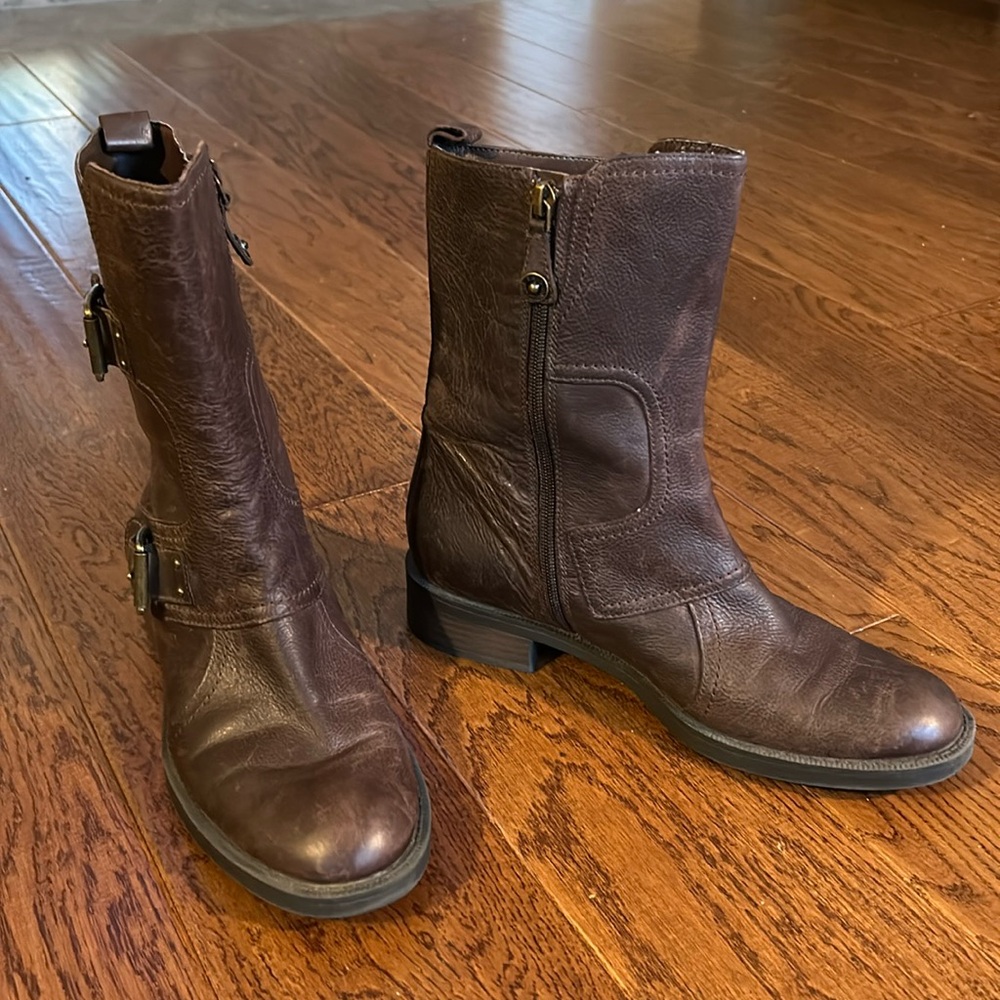 Enzo Angelina distressed leather boots